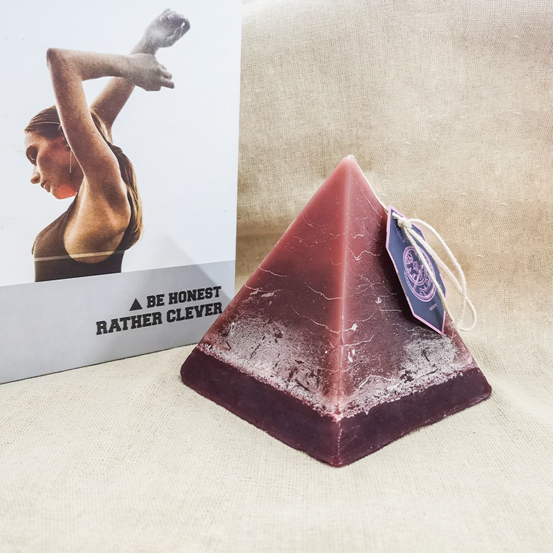 250g Lumânare de lux din cristal Lumânări piramidale cu parfum zodiac lucrate manual cu cristale